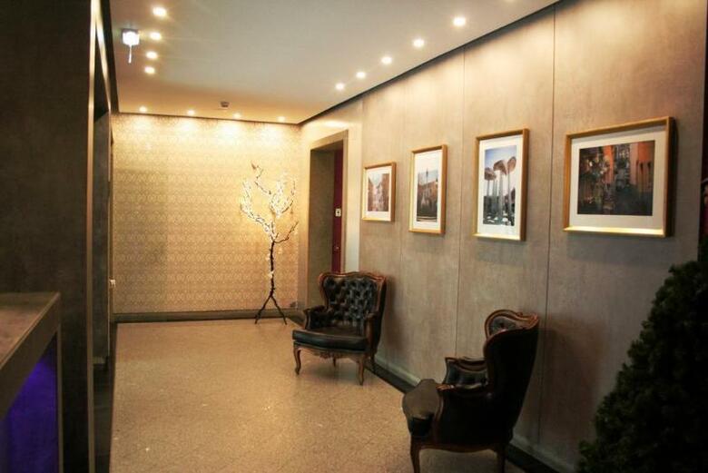 Hotel Samasa Fund�o
