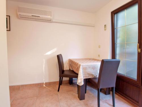 Apartment Indije 845