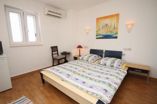 Hostal Double Room Baska Voda 6704a