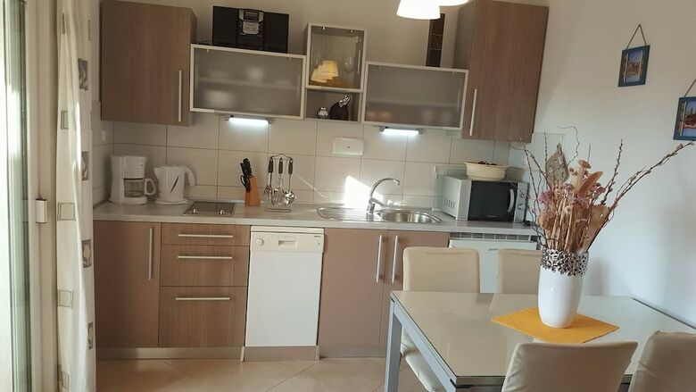 Hostal Apartments And Rooms Lea