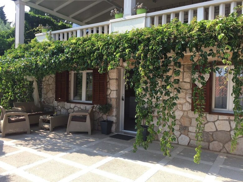Hostal Apartments And Rooms Lea