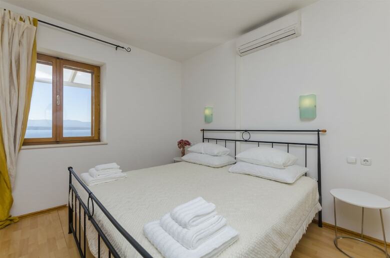 Hostal Apartments And Rooms Lea