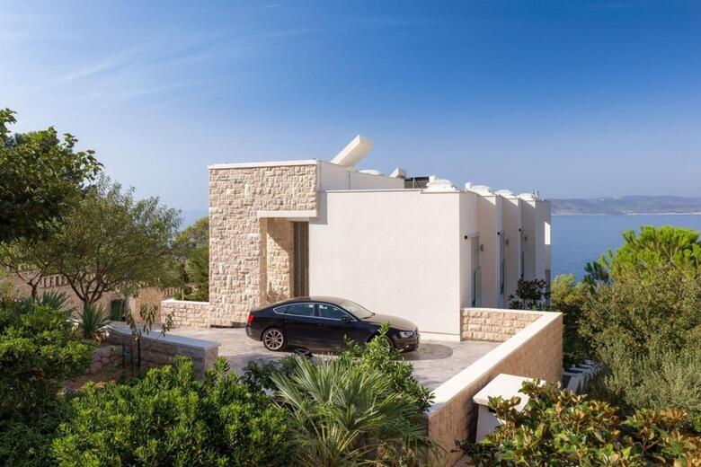 Luxury Villa Brela Pride *****