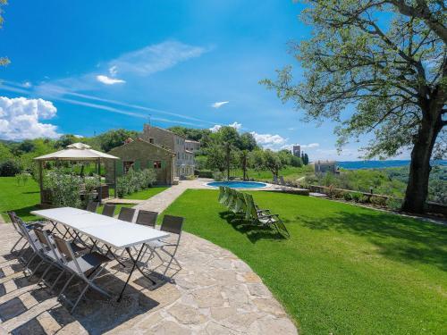 Holiday Home Villa Plac.4