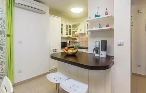 Two-bedroom Apartment In Cizici