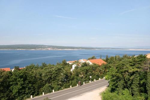 Apartments With A Parking Space Crikvenica - 5532