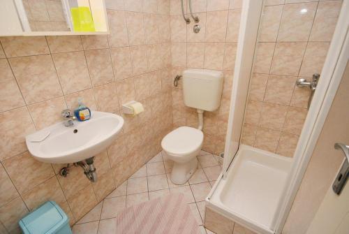 Apartments With A Parking Space Crikvenica - 5532