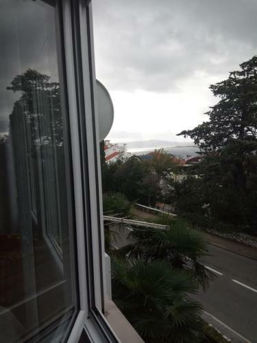 Apartment In Crikvenica 35912