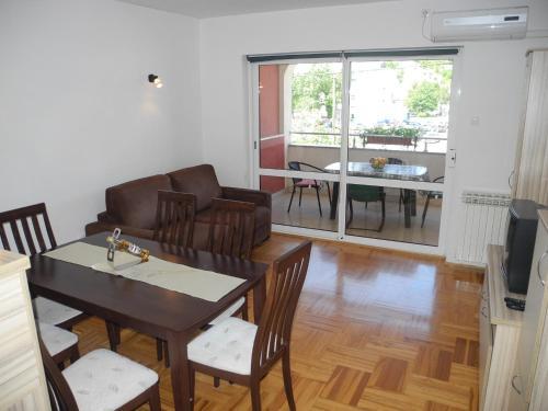 Apartment In Crikvenica 5500