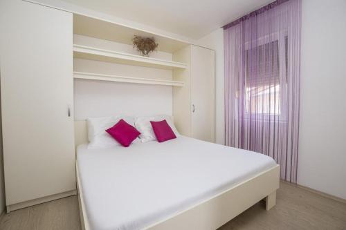 Apartment Soline 5449a