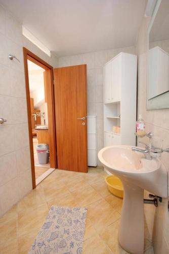 Apartments With A Parking Space Dubrovnik - 9057