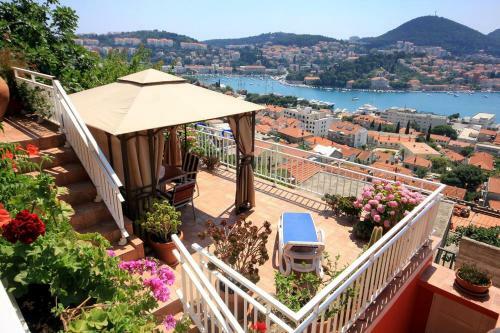 Apartments With Wifi Dubrovnik - 8975