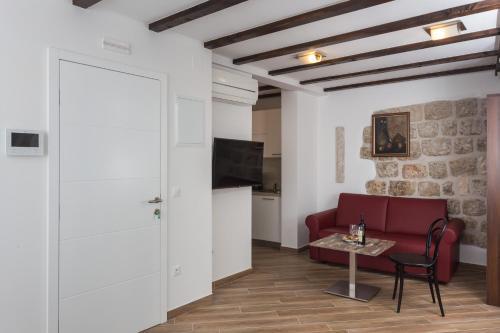 Hostal Apartments & Rooms Verdi