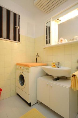 Apartments With Wifi Dubrovnik - 9083