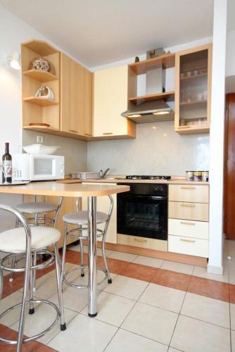 Apartments With A Parking Space Dubrovnik - 9026