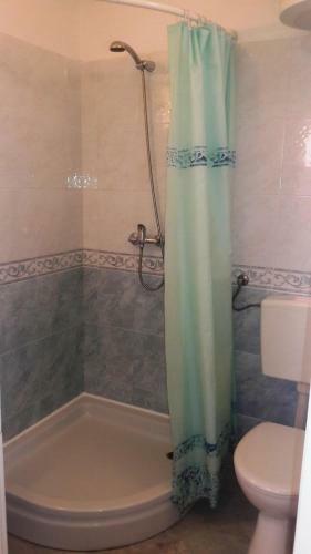 Hostal Mare Rooms For Rent