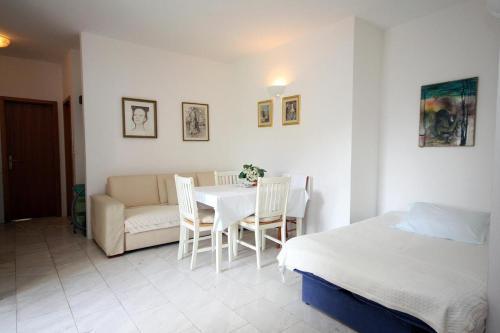 Apartments With A Parking Space Dubrovnik - 4688