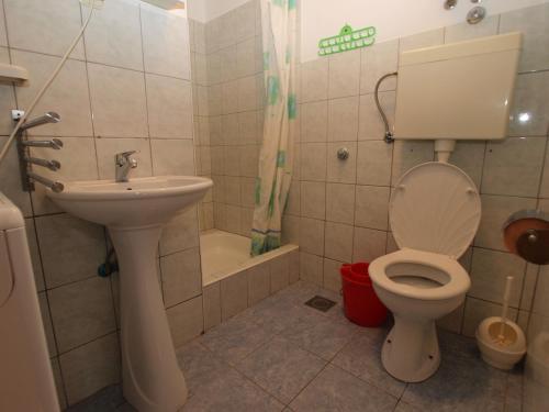 Apartments Marija 85