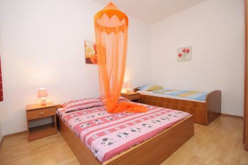 Apartments With A Parking Space Fazana - 7396