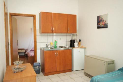 Apartments With A Parking Space Fazana - 7396