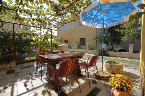 Apartments With A Parking Space Fazana - 7396
