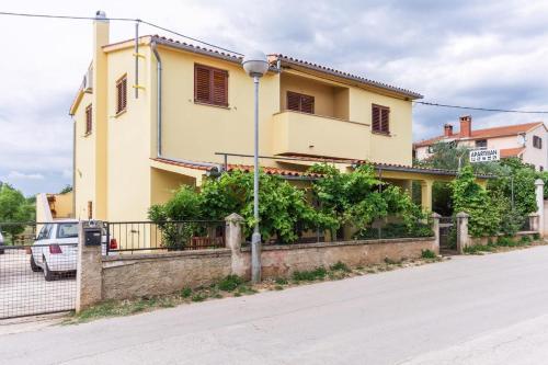 Apartment Fazana 7207b