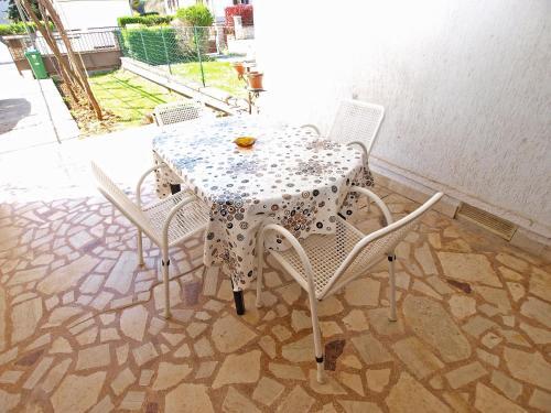 Apartmensts Nikola 1023
