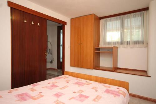 Apartments With A Parking Space Fazana - 7260