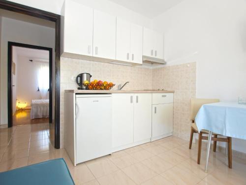 Apartments Valbandon 1616