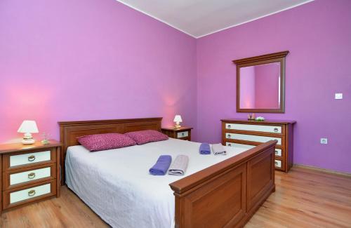 Apartments Pink 1785