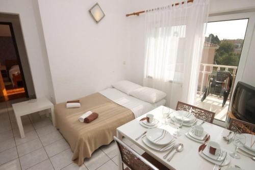 Apartments With A Parking Space Funtana (porec) - 7076