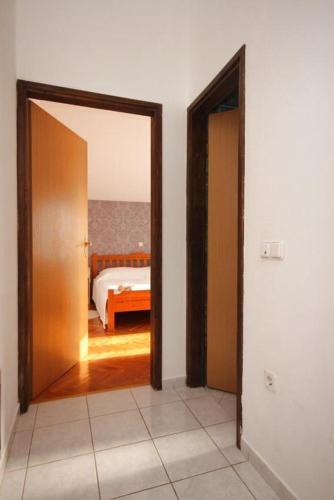 Apartments With A Parking Space Funtana (porec) - 7076