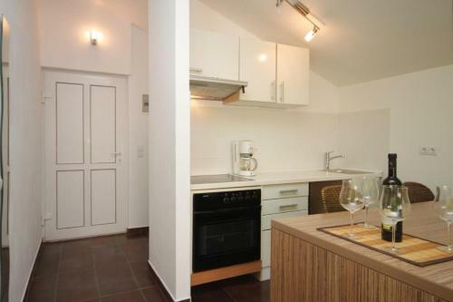 Apartments With A Parking Space Funtana (porec) - 7076