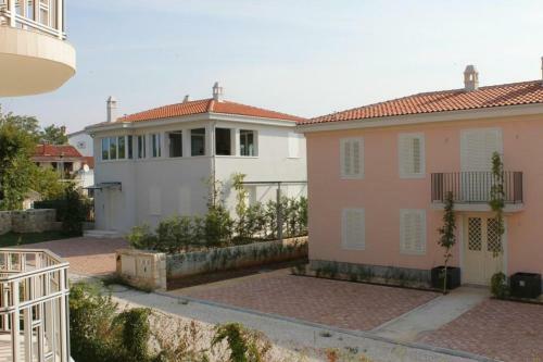 Apartments With A Parking Space Funtana (porec) - 7076