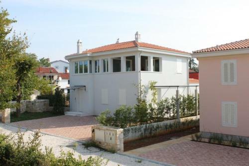 Apartments With A Parking Space Funtana (porec) - 7076