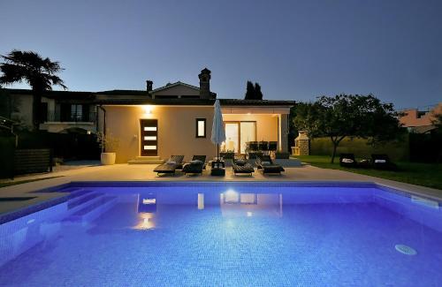 House Vedran 1125