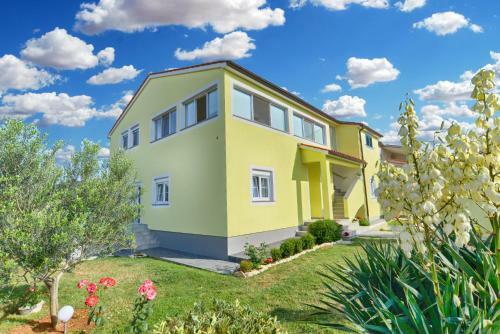 Apartments Lejla 1617