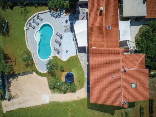 Five-bedroom Holiday Home In Galizana