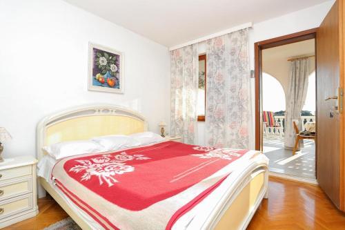 Apartments With A Parking Space Gradac (makarska) - 6825