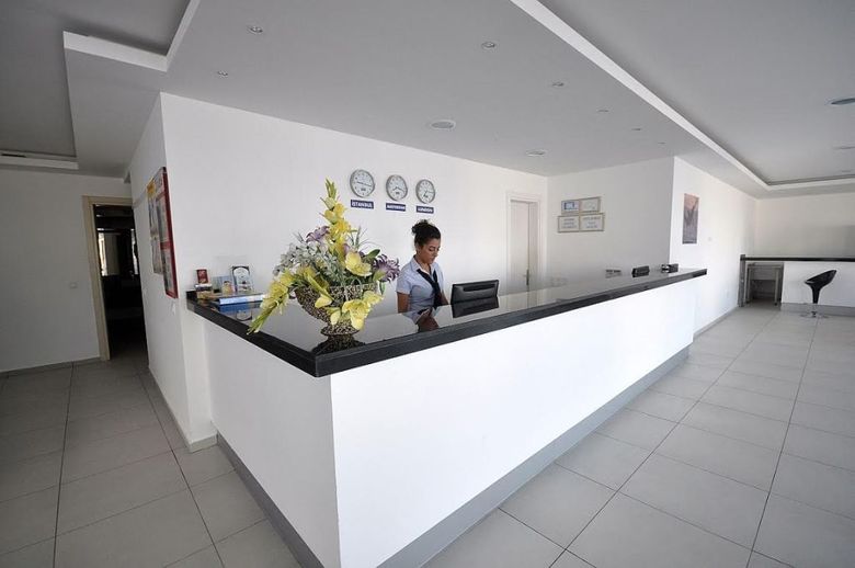 Hotel Club Shark