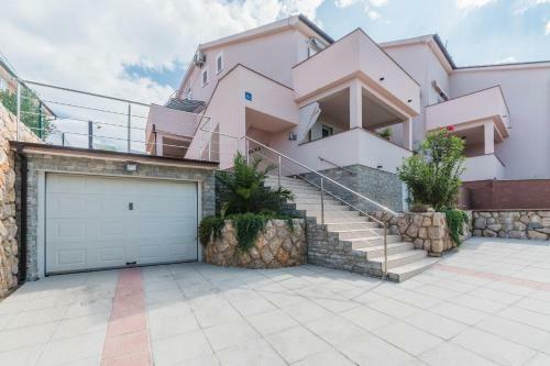 Apartments In Klimno/insel Krk 13574