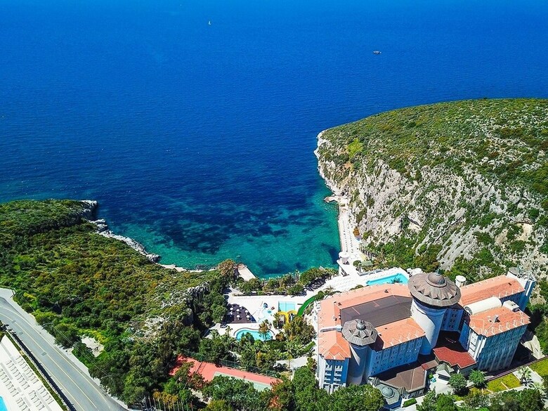Ladonia Hotels Adakule