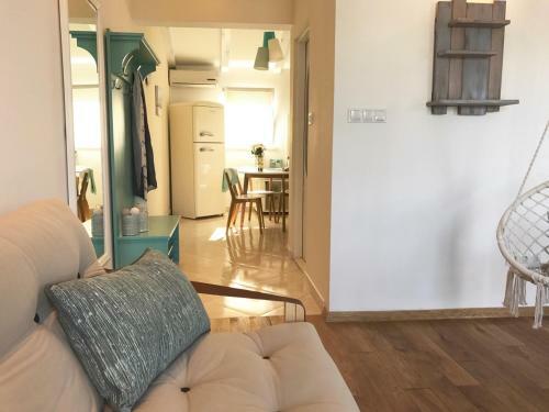 Surfers's Lodge Design Apartment