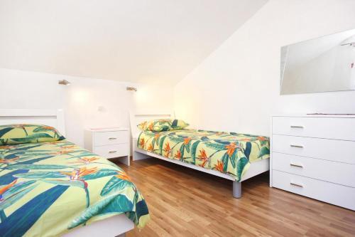 Apartment Vrbovica 4452b
