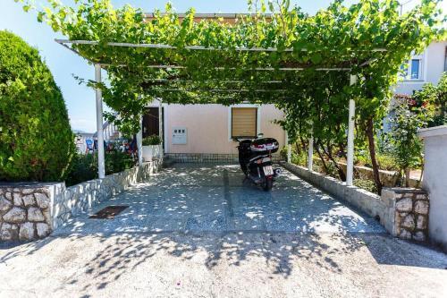 Apartment Krk 14322a