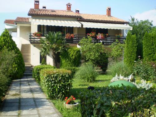 Apartment In Krsan 8861