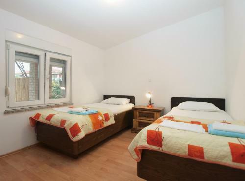 Apartments Milovan 1774