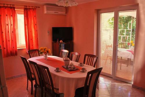 Holiday Home Muntic