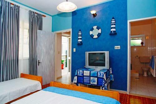 Holiday Home Maritim Lumbarda - Cin101013-f