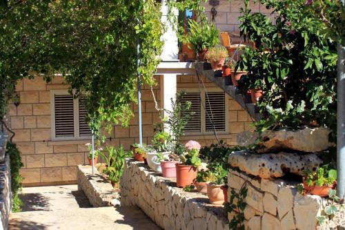 Apartment Lumbarda 4353a